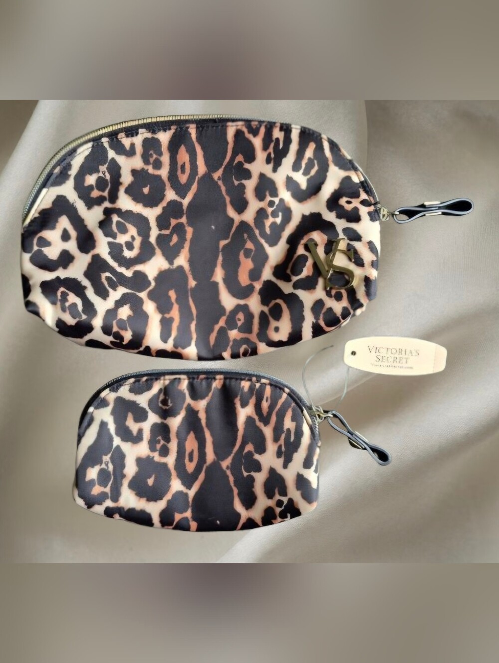 NWT Victoria's Secret Exotic Leopard Glam Bag Set,2 pcs.